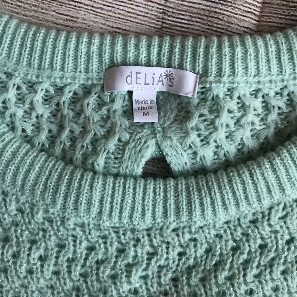 dELia*s Open-Back Pullover Sweater Size M - Picture 3 of 4